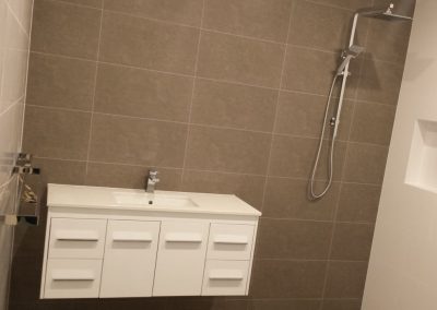 All sanitaryware supplied by Highgrove and Tiles by Newton Ceramics in Highbury